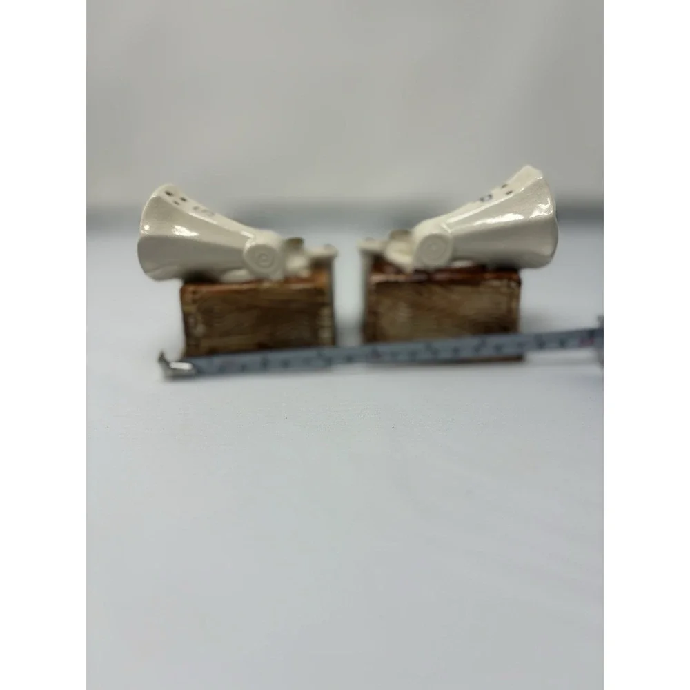 Vintage 1950's Phonograph Record Players Salt and Pepper Shakers Japan MCM Gran